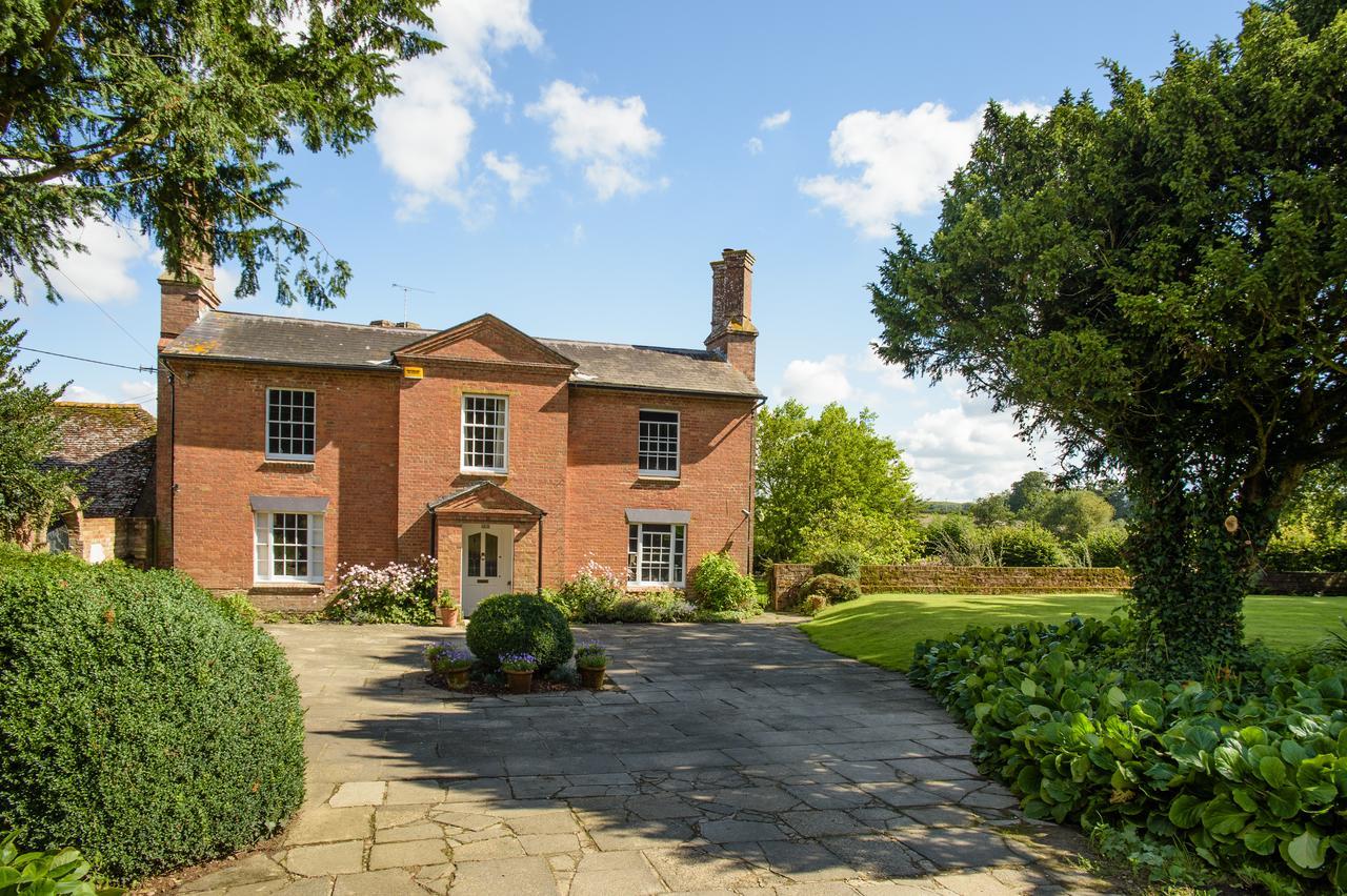 Hôtel All Hallows Farmhouse à Wimborne Saint Giles Extérieur photo
