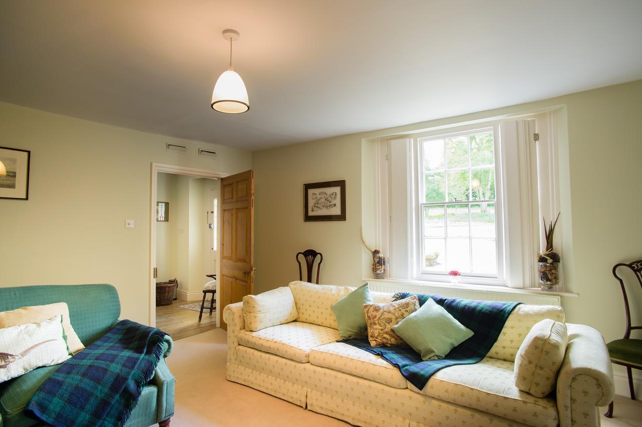 Hôtel All Hallows Farmhouse à Wimborne Saint Giles Extérieur photo