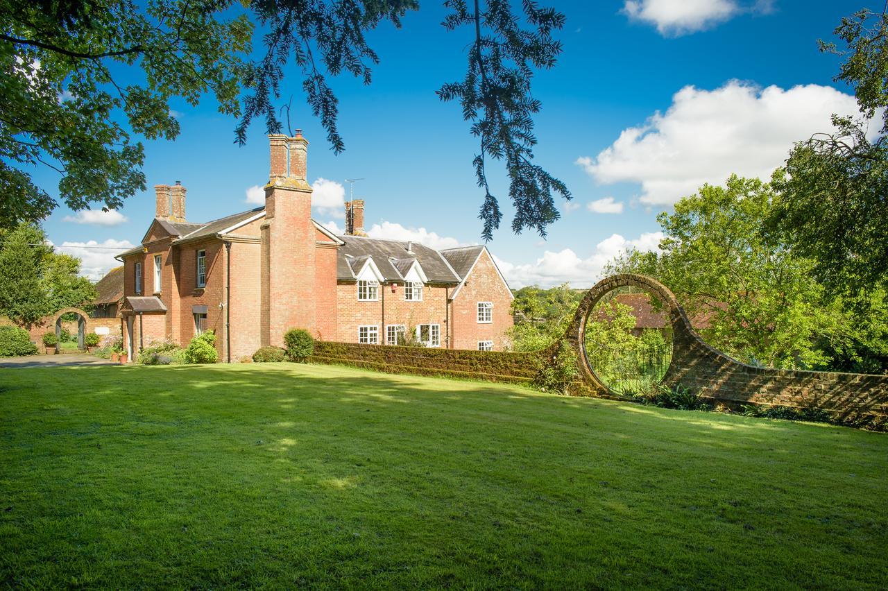Hôtel All Hallows Farmhouse à Wimborne Saint Giles Extérieur photo